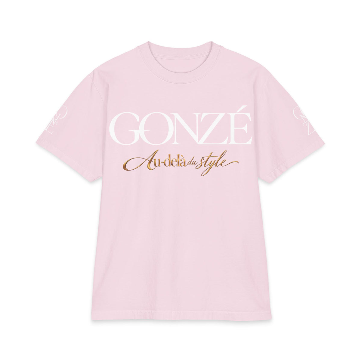 GONZÉ Script Tee — 'Au-delà du style'
